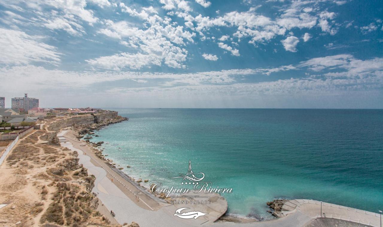 Caspian Riviera Grand Palace Hotel Актау Екстер'єр фото Aerial view of the bay