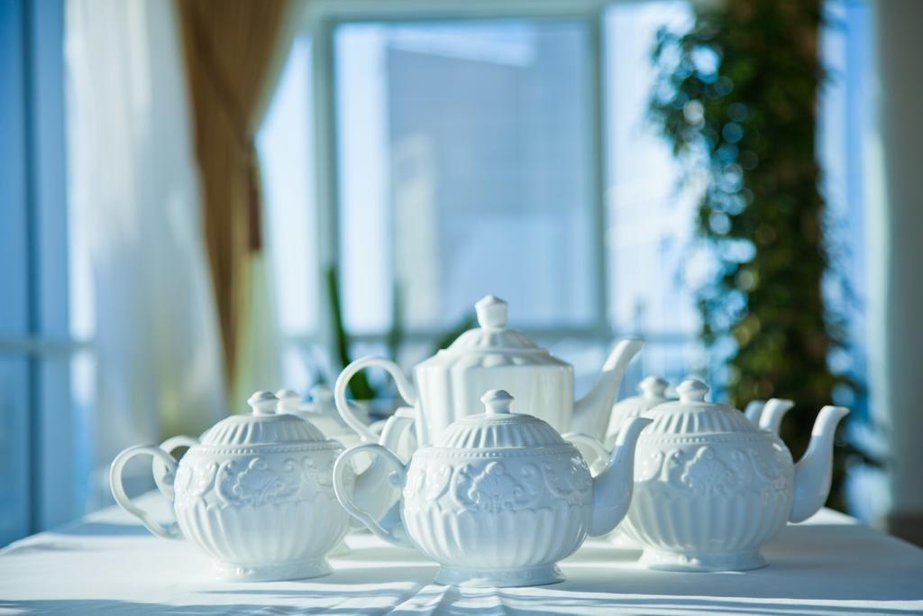 Caspian Riviera Grand Palace Hotel Актау Екстер'єр фото Teapots