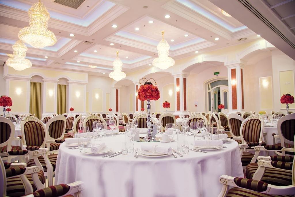Caspian Riviera Grand Palace Hotel Актау Екстер'єр фото The ballroom at the hotel