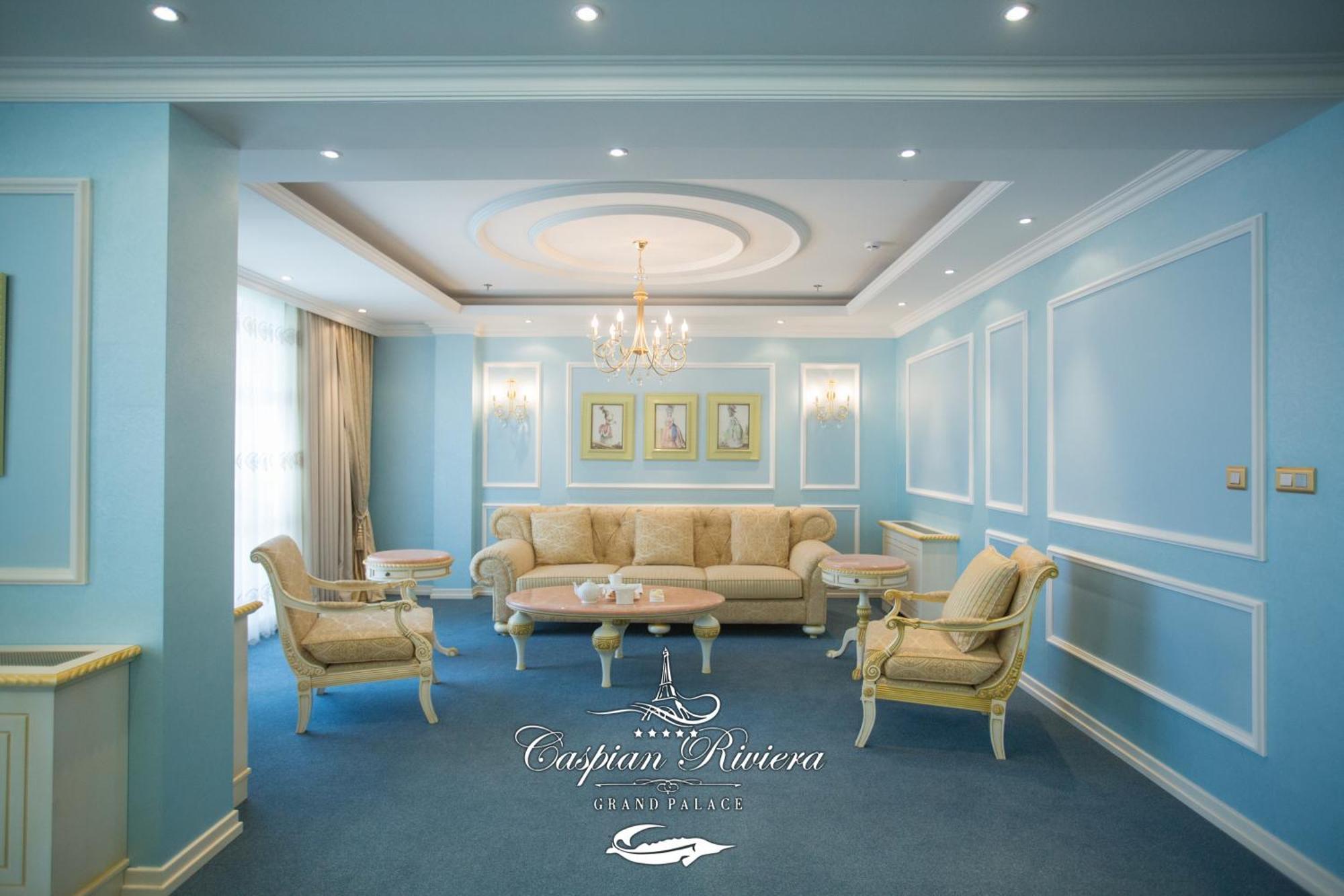 Caspian Riviera Grand Palace Hotel Актау Екстер'єр фото A room at the hotel